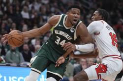 莱万赛后谦逊发言登热搜，密尔沃基雄鹿横扫拜仁慕尼黑引发热议的简单介绍